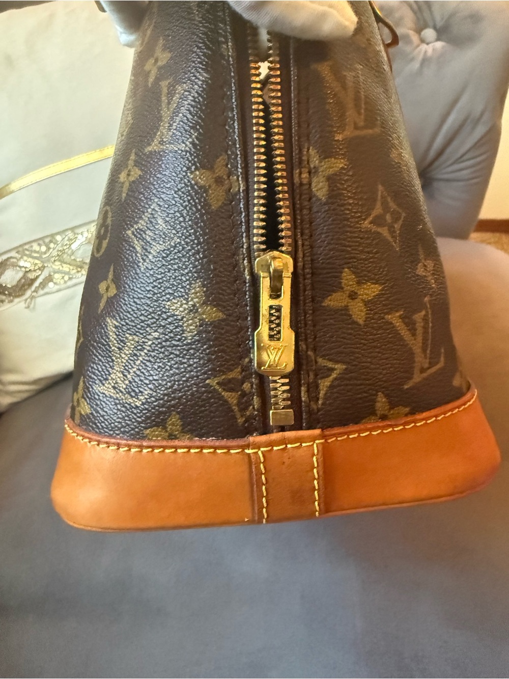Louis Vuitton Monogram Alma Handbag in Brown and Tan - Picture 15 of 17